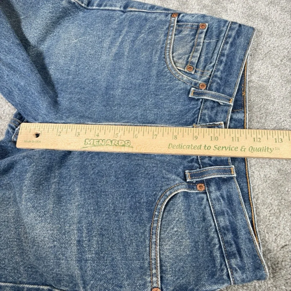 Vintage Levis 505 Jeans Regular Fit Straight Leg Blue Denim Cotton Faded 2002
